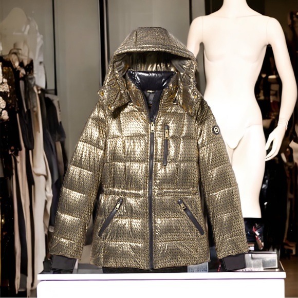 metallic finish repeat “MK” lettering, zip pockets snap-fastened hood - Picture 3 of 13